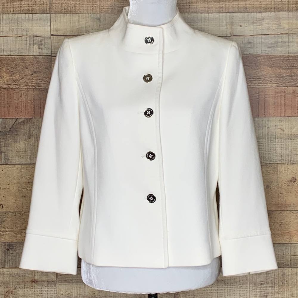 Isabella DeMarco Women White 5 Button Jacket Sz 8